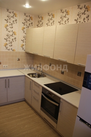 
  Сдается 3-комн. квартира, 75 м², Каменская ул, д. 56/2
. Фото 3.