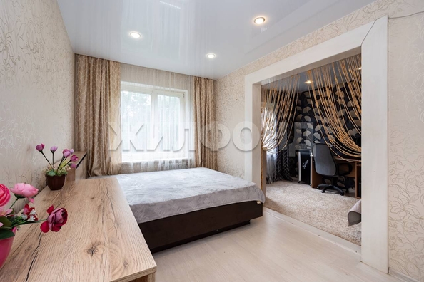
   Продам 3-комнатную, 73.4 м², Учительская ул, 17/1

. Фото 1.