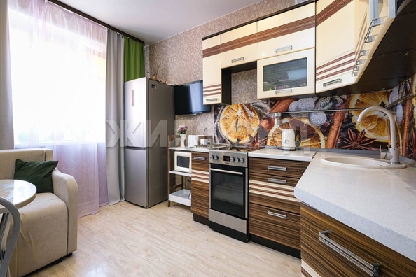 
   Продам 1-комнатную, 44.3 м², Краснообск, 111

. Фото 9.