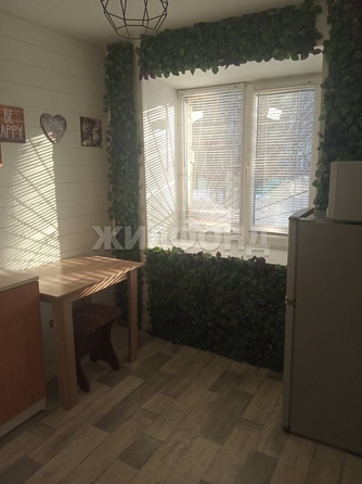 
   Продам 2-комнатную, 42.7 м², Титова ул, 4

. Фото 9.