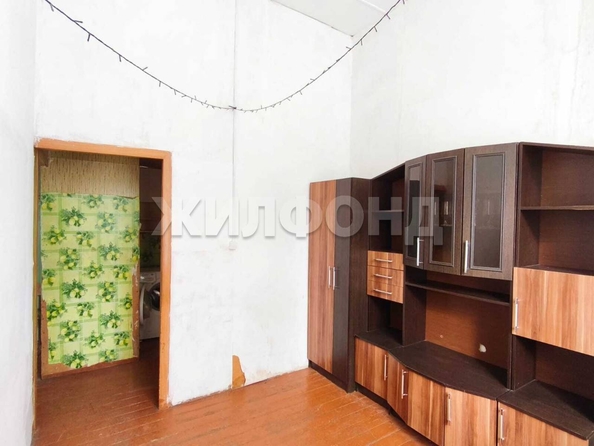 
   Продам 3-комнатную, 38.9 м², Центральная ул, 6/2

. Фото 5.