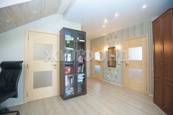
   Продам дом, 155 м², Новолуговое

. Фото 3.