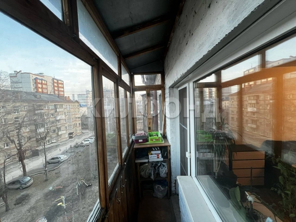 
   Продам 1-комнатную, 32.9 м², Ватутина ул, 18А

. Фото 4.