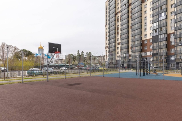 
   Продам 2-комнатную, 40 м², Октябрьская ул, 20

. Фото 20.