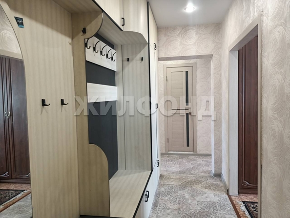 
   Продам 4-комнатную, 77.4 м², Троллейная ул, 152

. Фото 3.