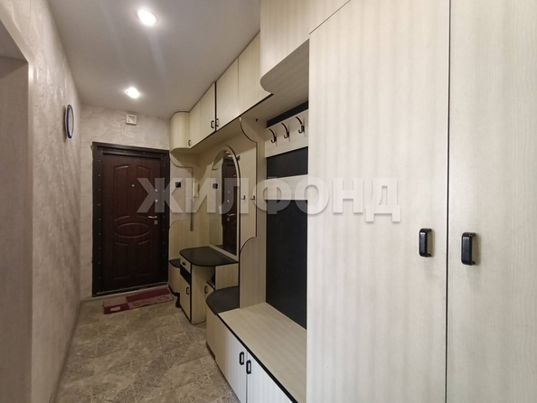 
   Продам 4-комнатную, 77.4 м², Троллейная ул, 152

. Фото 4.