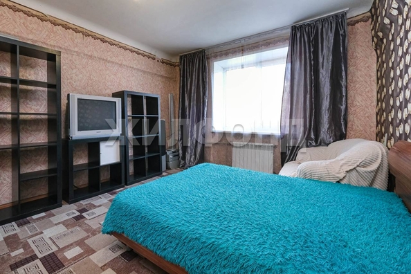 
   Продам 1-комнатную, 39.7 м², Красный пр-кт, 73

. Фото 1.