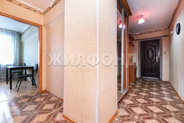 
   Продам 1-комнатную, 39.7 м², Красный пр-кт, 73

. Фото 9.