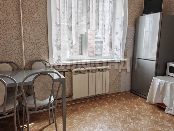 
   Продам 1-комнатную, 38.3 м², Сухарная ул, 78

. Фото 1.
