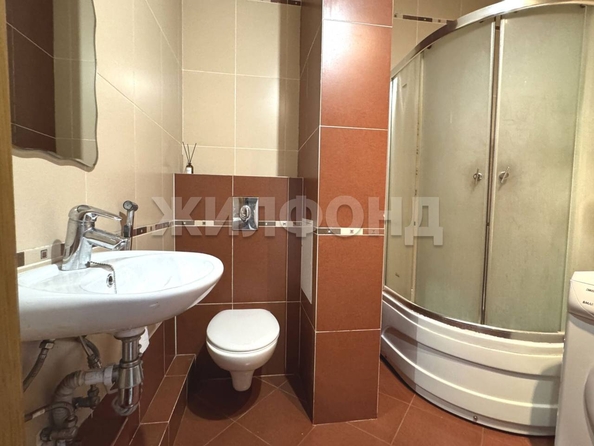 
   Продам 3-комнатную, 77.6 м², Волховская ул, 33/1

. Фото 9.