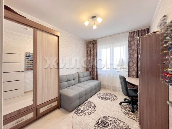 
   Продам 3-комнатную, 72.7 м², Спортивная ул, 17

. Фото 3.