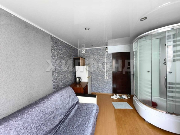 
   Продам секционку, 12.4 м², Железнодорожная ул, 18

. Фото 1.