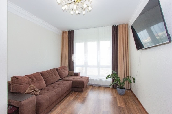 
   Продам 1-комнатную, 35.4 м², Ясный Берег ул, 9

. Фото 1.