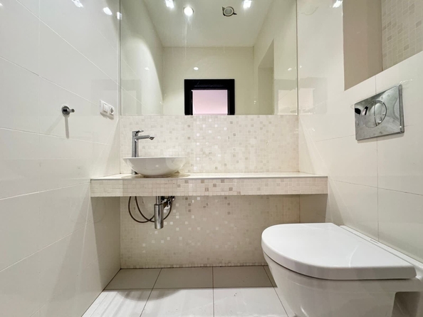 
   Продам 3-комнатную, 89 м², Сухарная ул, 101

. Фото 13.