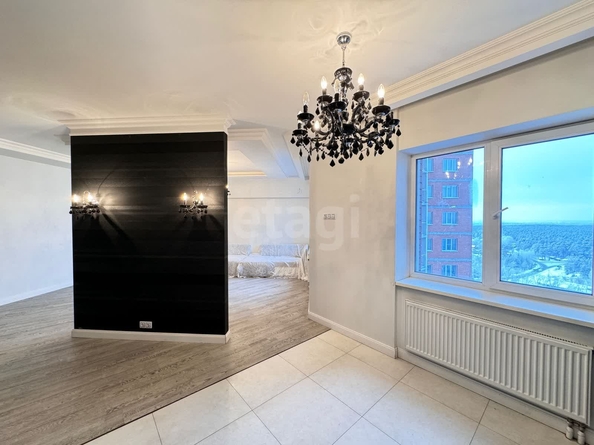 
   Продам 3-комнатную, 89 м², Сухарная ул, 101

. Фото 23.