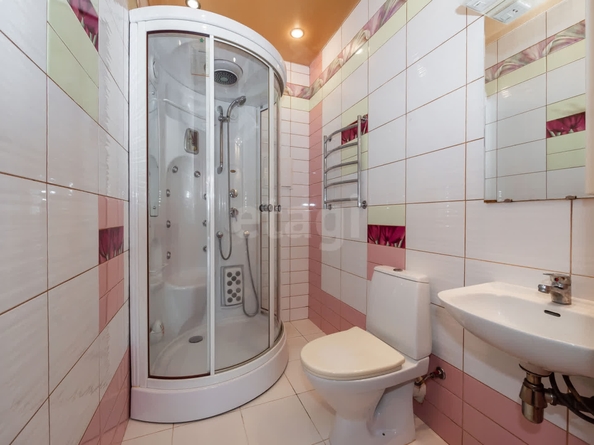 
   Продам 4-комнатную, 132 м², Обская ул, 50/1

. Фото 15.