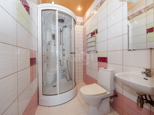 
   Продам 4-комнатную, 132 м², Обская ул, 50/1

. Фото 19.
