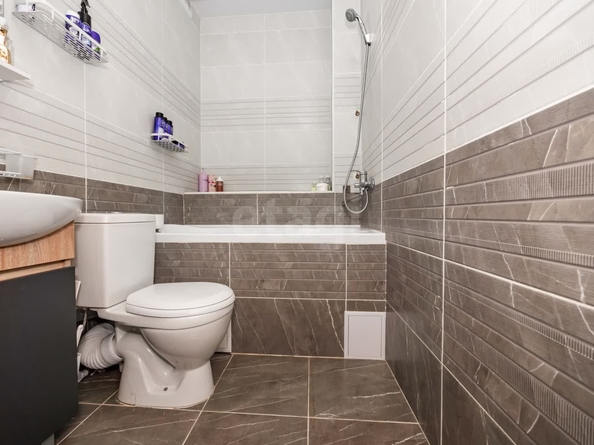 
  Продается 1-комн. квартира, 33.2 м², Михаила Кулагина ул, д. 29/1
. Фото 39.