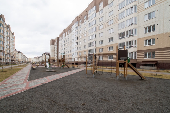 
   Продам 2-комнатную, 35.6 м², Венская ул, 15

. Фото 31.