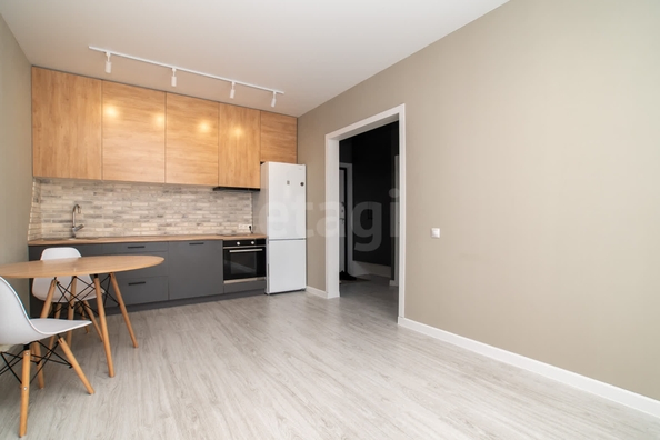 
   Продам 1-комнатную, 35.3 м², Связистов ул, 13/2

. Фото 5.