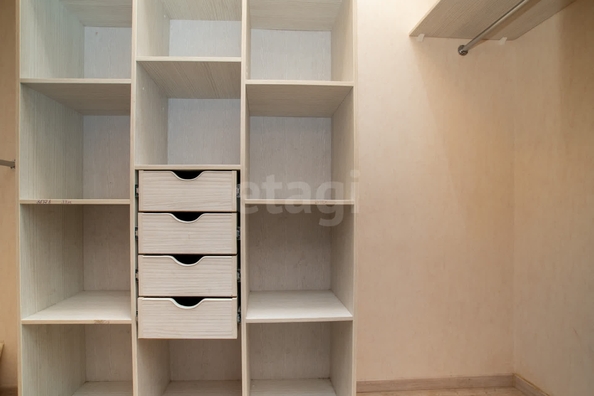 
   Продам 4-комнатную, 144.9 м², Вертковская ул, 42

. Фото 11.