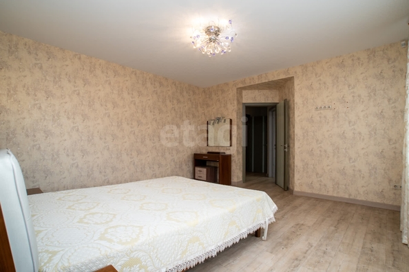 
   Продам 4-комнатную, 144.9 м², Вертковская ул, 42

. Фото 25.