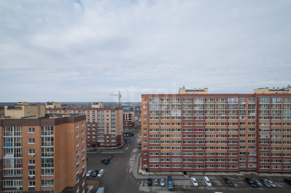 
   Продам 2-комнатную, 51.6 м², Юности ул, 3

. Фото 25.
