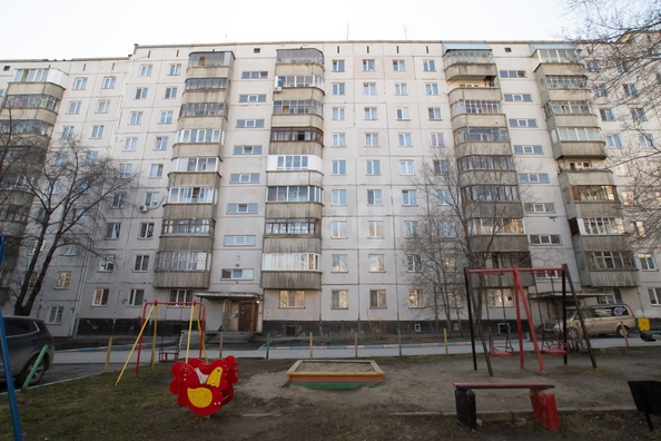 
   Продам 4-комнатную, 75.3 м², Оловозаводская ул, 1/3

. Фото 19.