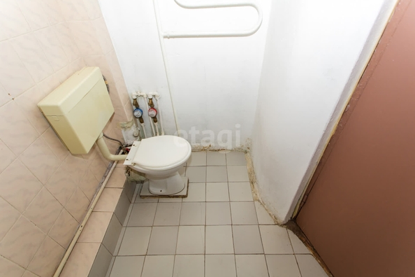 
   Продам 2-комнатную, 57.4 м², Новогодняя ул, 43

. Фото 17.
