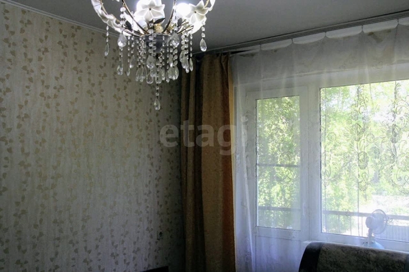 
  Продается 3-комн. квартира, 59.6 м², Петухова ул, д. 122/1
. Фото 2.
