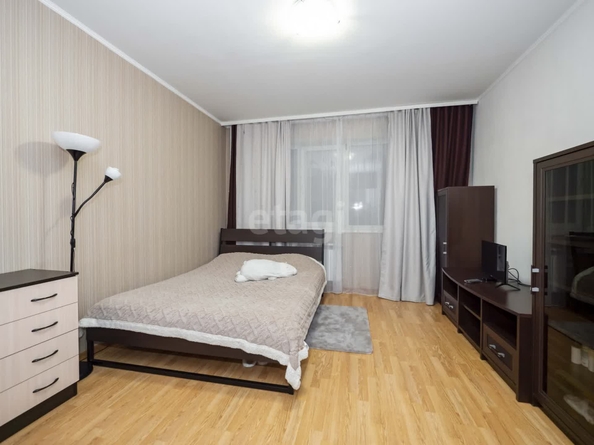 
   Продам 1-комнатную, 37.5 м², Крылова ул, 64/1

. Фото 6.