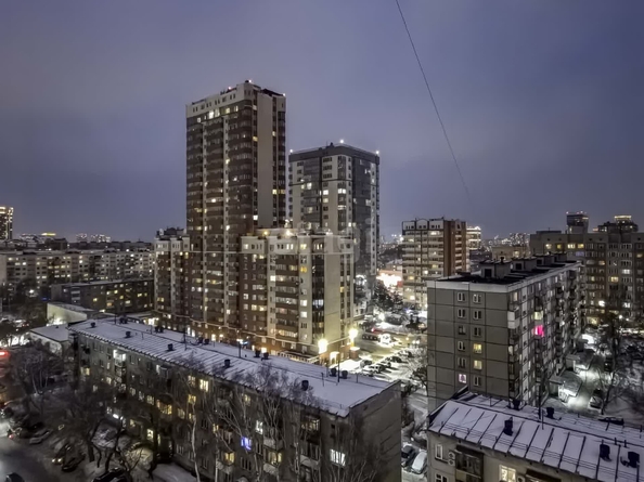 
   Продам 1-комнатную, 37.5 м², Крылова ул, 64/1

. Фото 20.