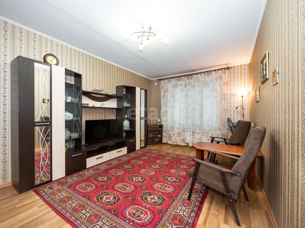 
   Продам 2-комнатную, 61.2 м², Адриена Лежена ул, 25

. Фото 1.