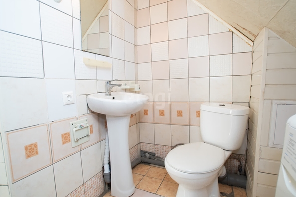 
   Продам 2-комнатную, 75.2 м², 2-я Прокопьевская ул, 46/4

. Фото 1.