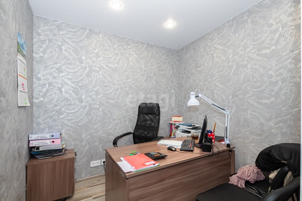 
   Продам офис, 134.2 м², Орджоникидзе ул, 40

. Фото 11.