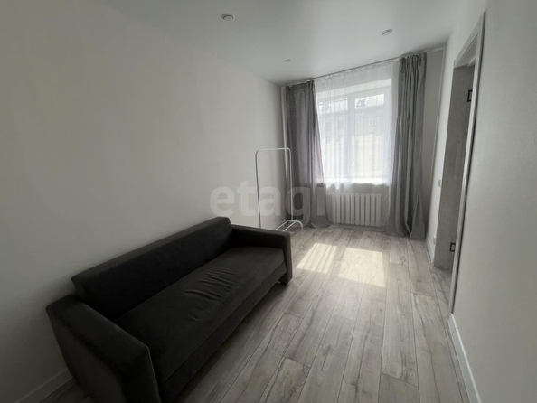 
  Продается 2-комн. квартира, 39 м², Титова ул, д. 16
. Фото 3.