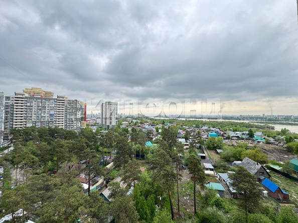 
   Продам 1-комнатную, 39.3 м², Сухарная ул, 101

. Фото 6.