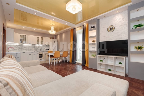 
  Продается 3-комн. квартира, 98.2 м², Военная ул, д. 16
. Фото 4.