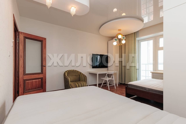 
  Продается 3-комн. квартира, 98.2 м², Военная ул, д. 16
. Фото 12.