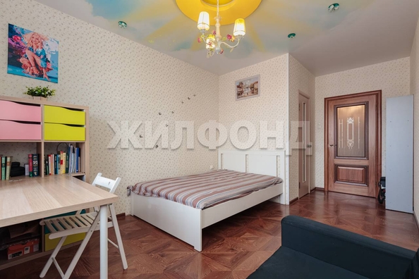 
  Продается 3-комн. квартира, 98.2 м², Военная ул, д. 16
. Фото 17.