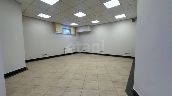 
   Сдам офис, 140 м², Овражная ул, 4

. Фото 1.