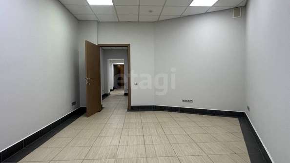 
   Сдам офис, 140 м², Овражная ул, 4

. Фото 12.