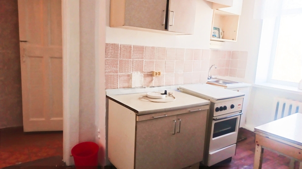 
   Продам 2-комнатную, 48 м², Грибоедова ул, 124

. Фото 9.