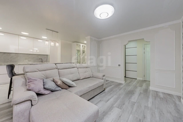 
   Продам 3-комнатную, 83 м², 2-я Обская ул, 71/1

. Фото 6.