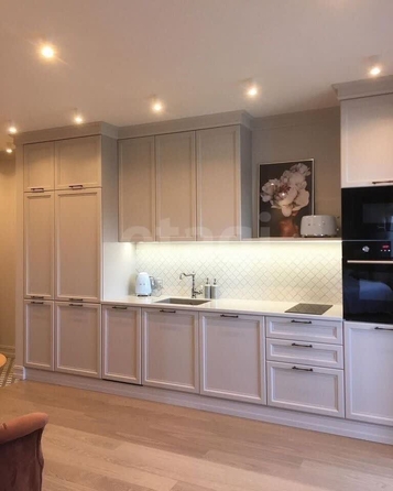 
   Продам 1-комнатную, 41 м², Лескова ул, 15

. Фото 9.