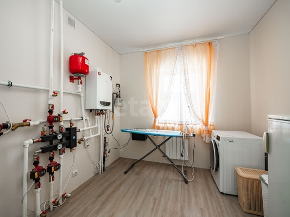 
   Продам дом, 289.8 м², Новосибирск

. Фото 28.