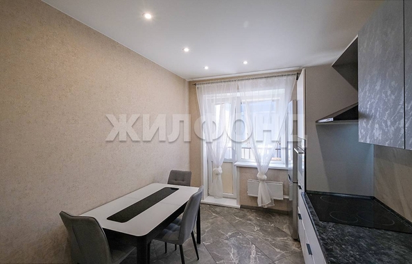 
   Продам 1-комнатную, 40.8 м², Вертковская ул, 38

. Фото 8.
