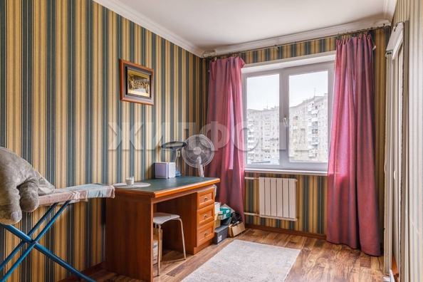 
   Продам 3-комнатную, 57.7 м², Федосеева ул, 34

. Фото 14.