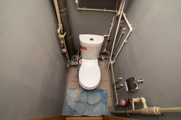 
   Продам 3-комнатную, 76.9 м², Петухова ул, 14/5

. Фото 16.