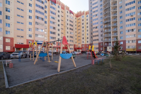 
   Продам 3-комнатную, 76.9 м², Петухова ул, 14/5

. Фото 26.